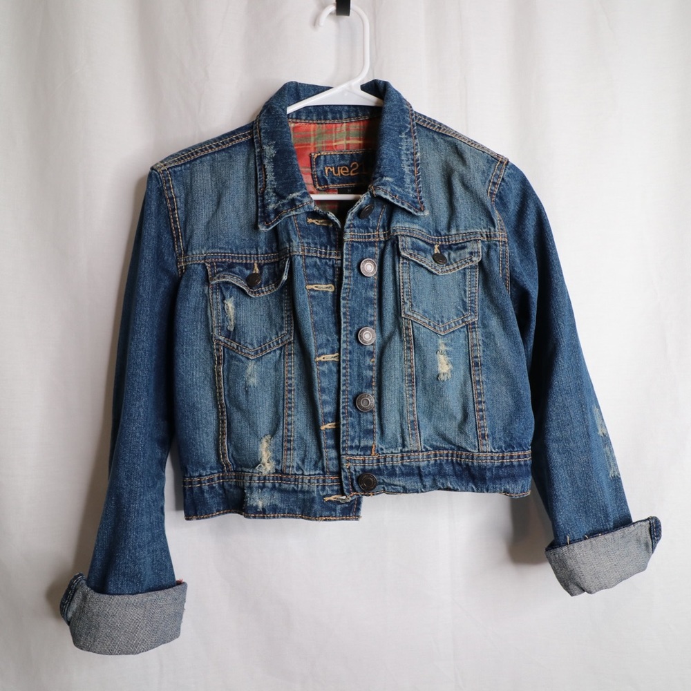 Rue 21 distressed Jean crop jacket